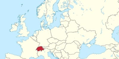 Карта світу зі Швейцарією підкреслив